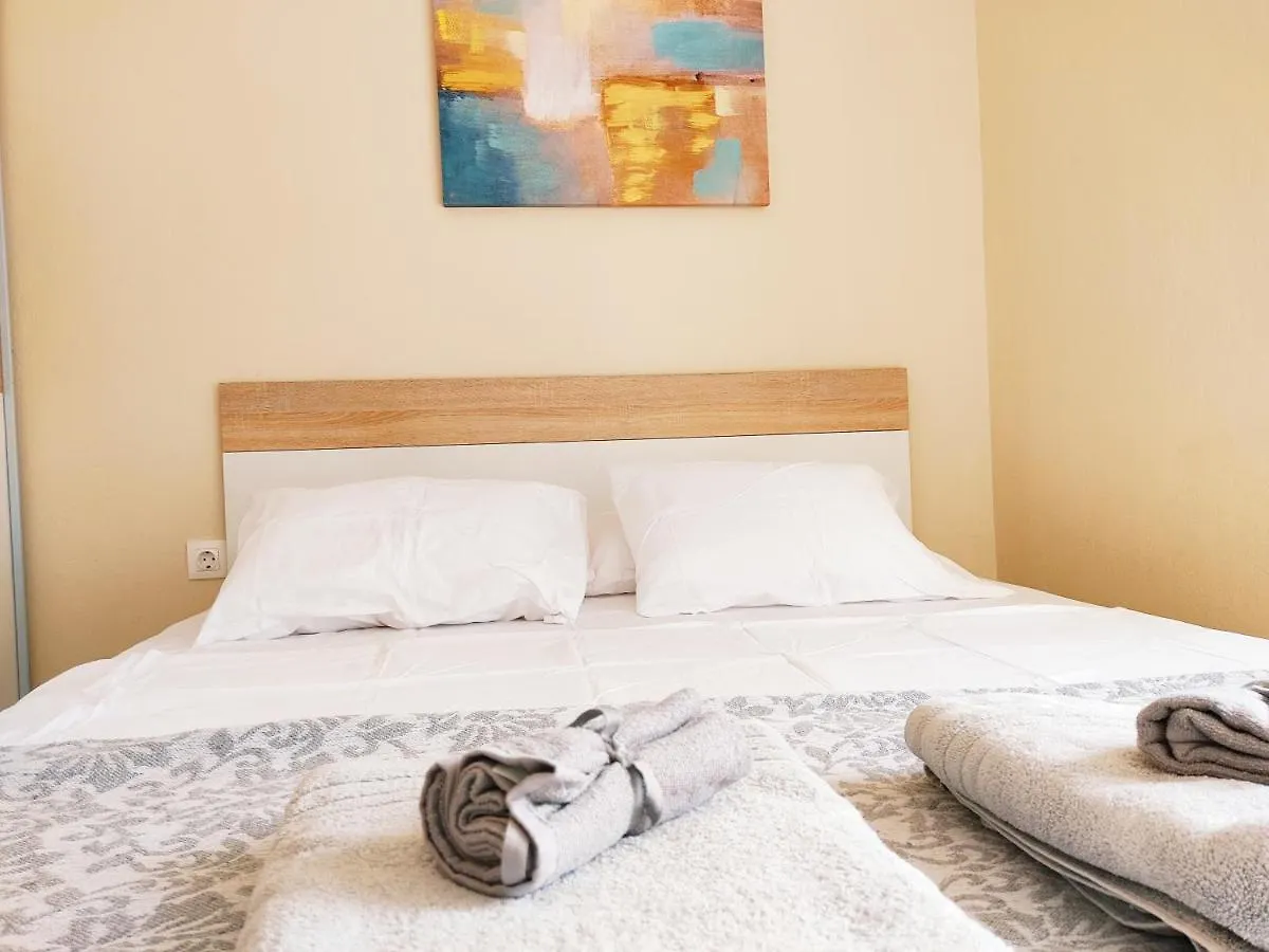Golden Sky 3 Apartment Περαία