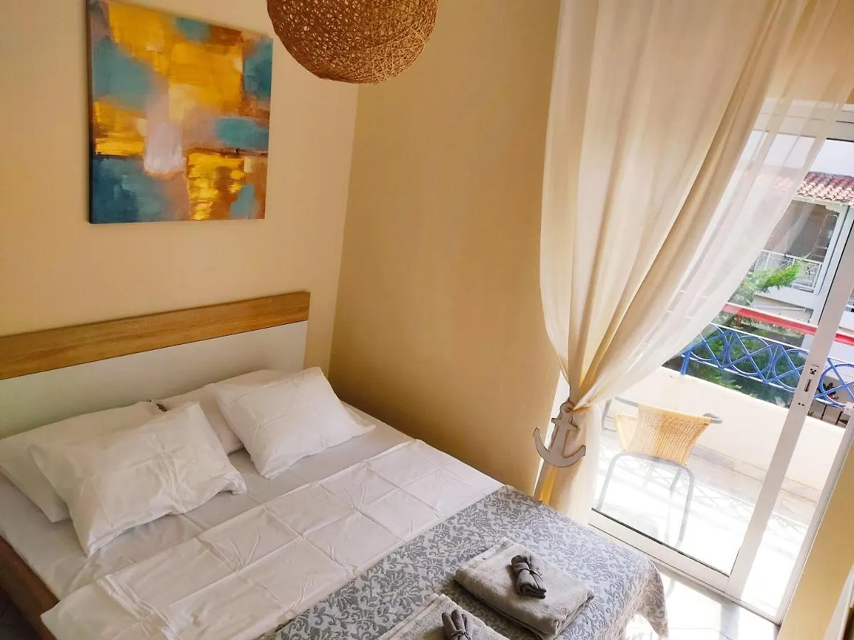 Golden Sky 3 Apartment Περαία